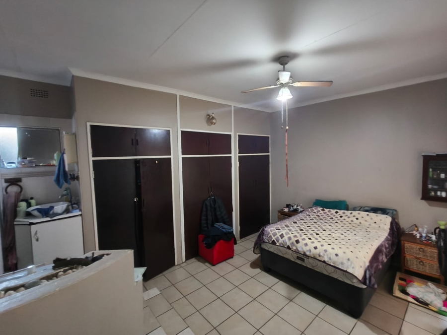 To Let 3 Bedroom Property for Rent in Safari Gardens North West